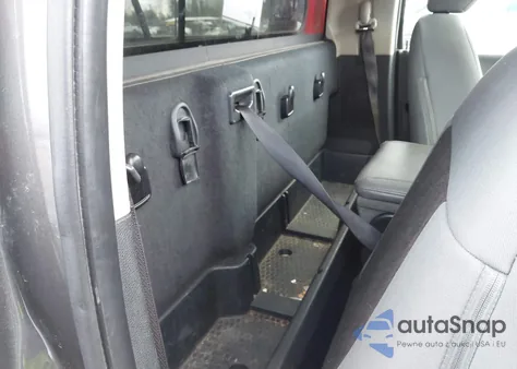 2015 Ram 1500 Tradesman z USA, uszkodzony, nr VIN 3C6JR7AT1FG652486